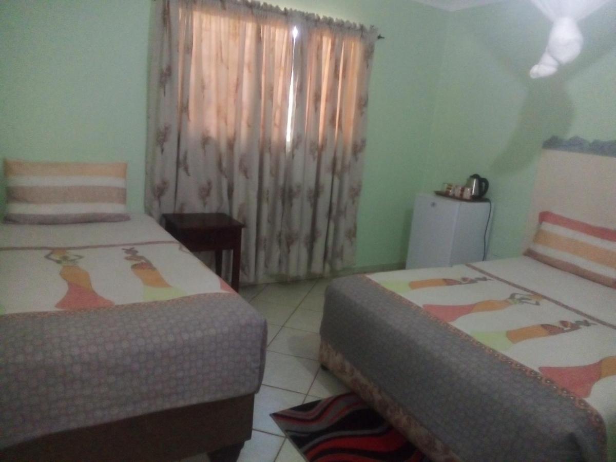 Gloria'S Bed And Breakfast Livingstone Dış mekan fotoğraf