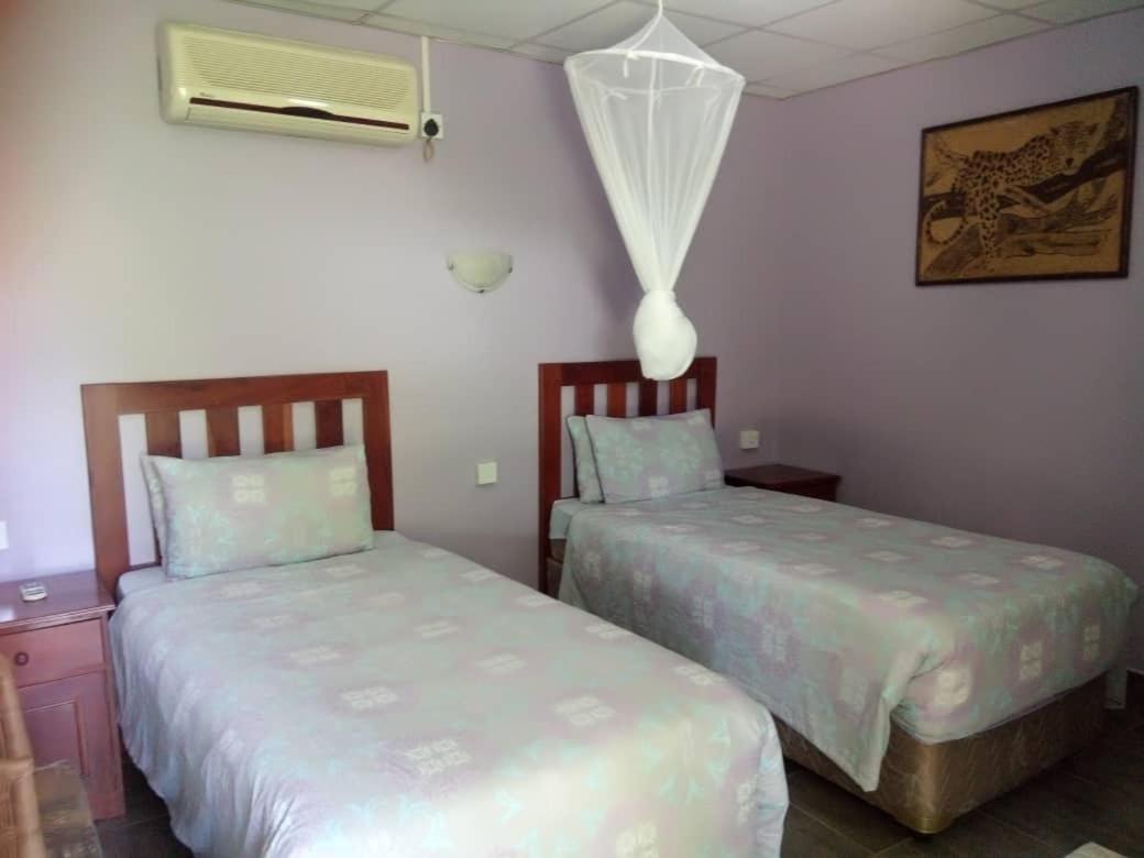 Gloria'S Bed And Breakfast Livingstone Dış mekan fotoğraf
