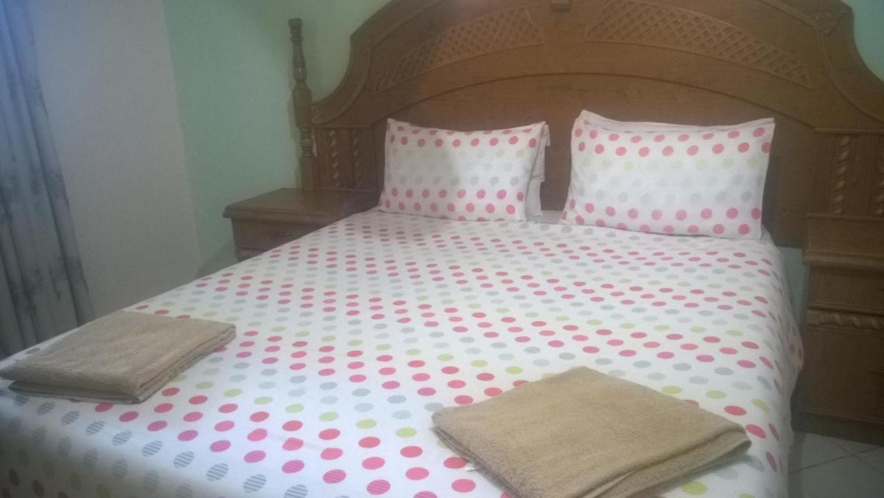 Gloria'S Bed And Breakfast Livingstone Dış mekan fotoğraf