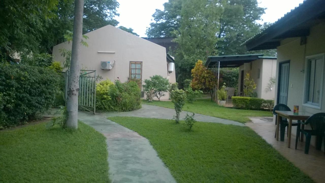 Gloria'S Bed And Breakfast Livingstone Dış mekan fotoğraf